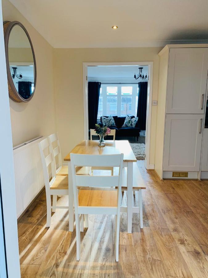 Homely Detached 3 Bedroom House Near Sheffield Rotherham Buitenkant foto