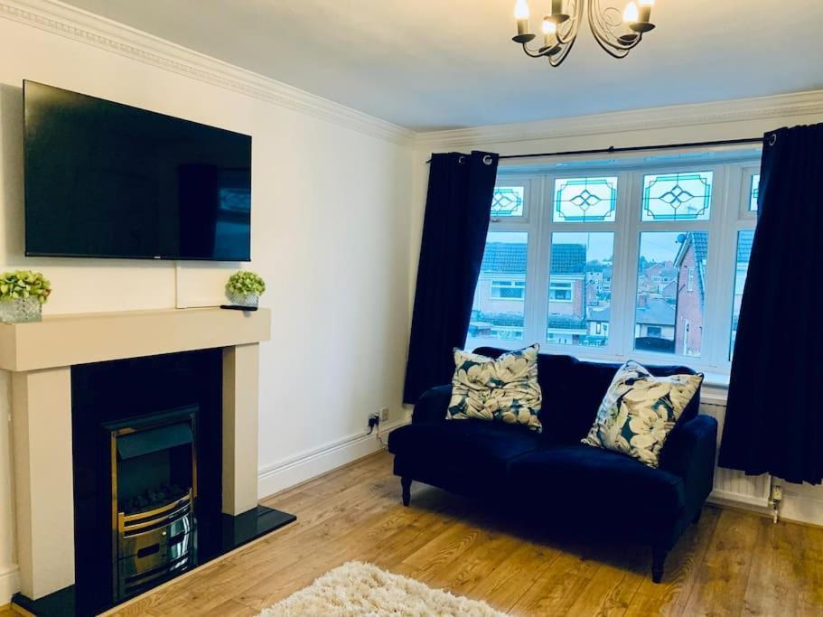 Homely Detached 3 Bedroom House Near Sheffield Rotherham Buitenkant foto